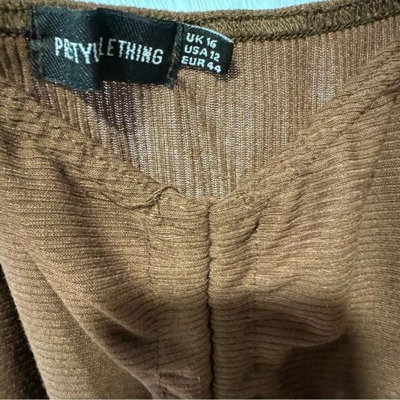 Prettylittlething Brown Ruched Off The Shoulder Drawstring Mini Dress - Picture 9 of 9